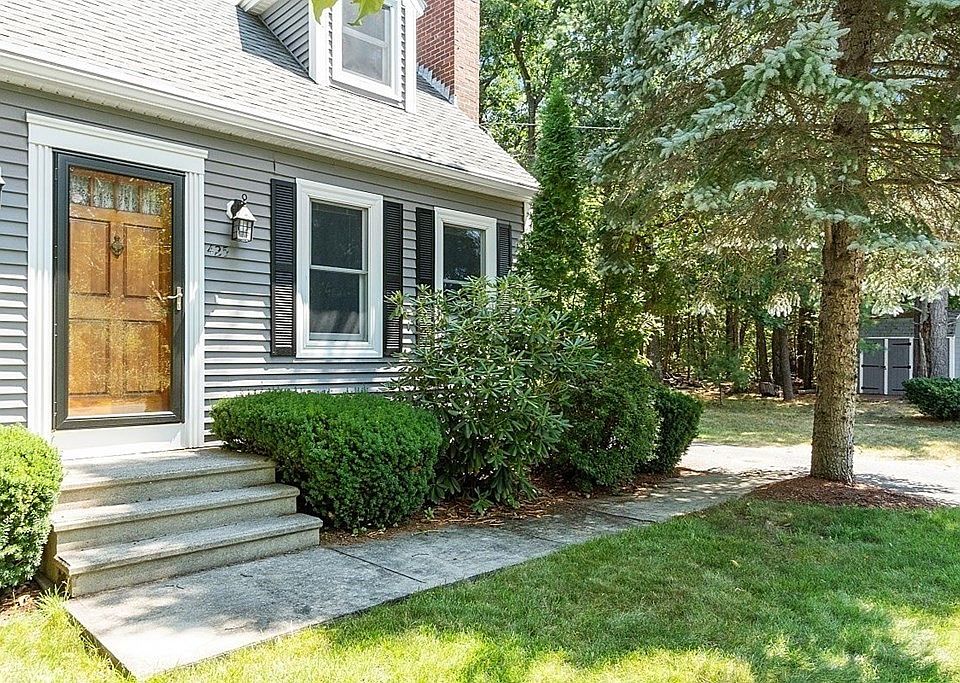 425 Johnny Appleseed Ln, Leominster, MA 01453 Zillow