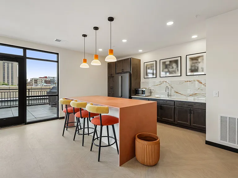 Vicino Apartments — Photo 7