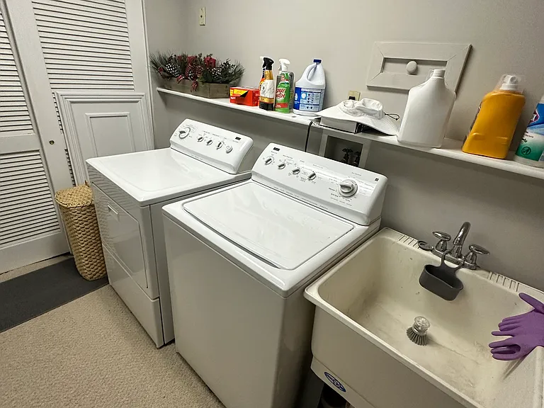 7904 Towerbell Ct — Photo 10