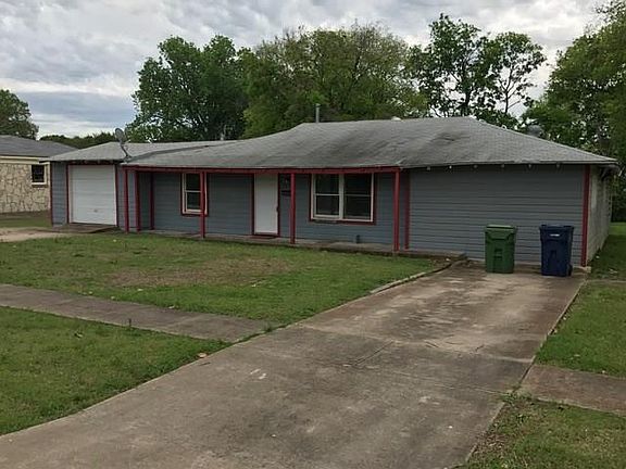 2nd image of 1302 Overhill Dr