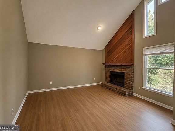 2nd image of 110 Flannigans Pl