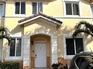 6980 NW 177th St #L102, Hialeah, FL 33015