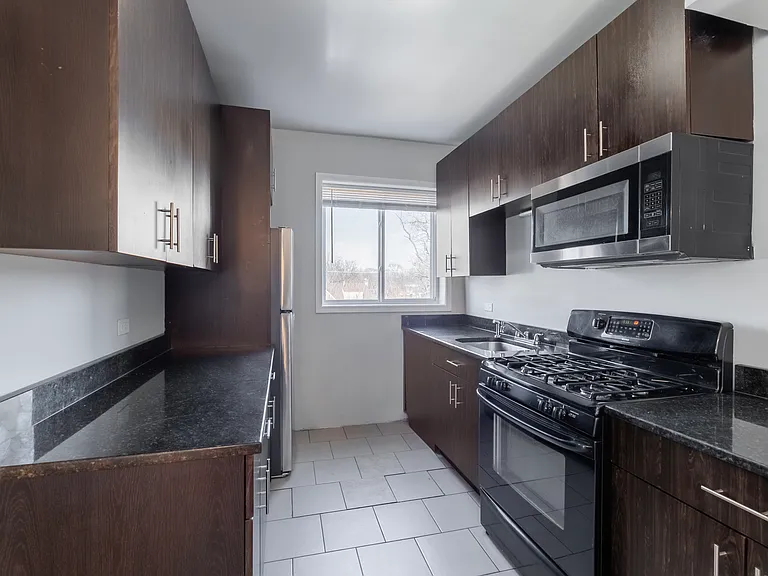 7626 S Drexel Ave — Photo 6