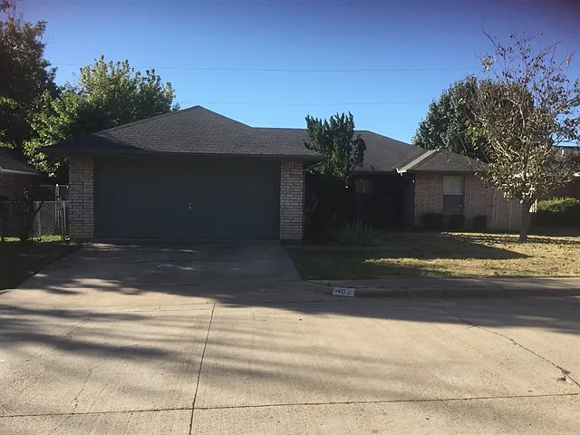 402 Mara Ln — Photo 1