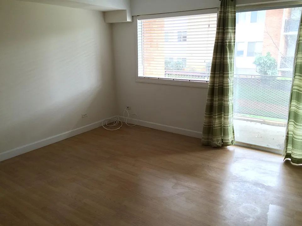 1800 Jefferson Park Ave #8