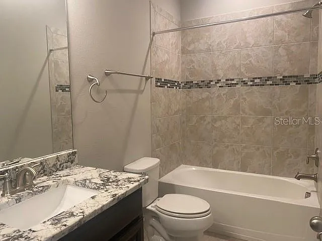 1114 Coral Ln — Photo 14