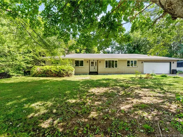 32 Marcombe St, Coverdale, NB E1J 1J9