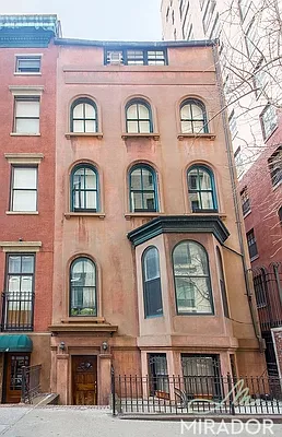 Rented by Mirador Real Estate | media 22