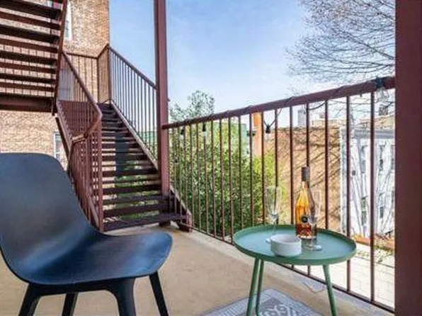 2408 Summit Avenue image 9 of 26