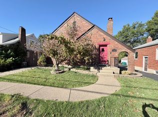 51 S Laclede Station Rd, Saint Louis, MO 63119