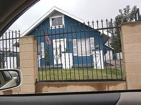 3rd image of 2505 W Pomona St