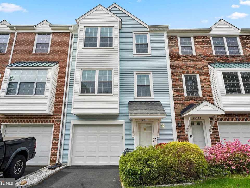 1st image of 18219 Fox Chase Cir