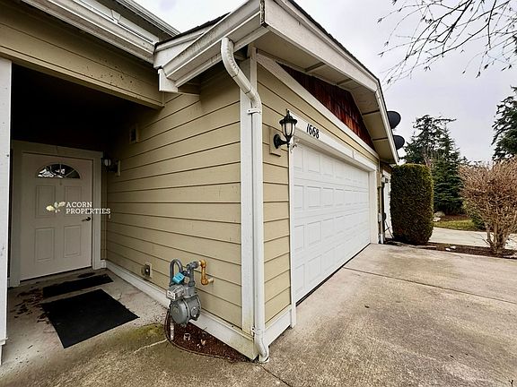 2nd image of 1668 SW Stremler Dr