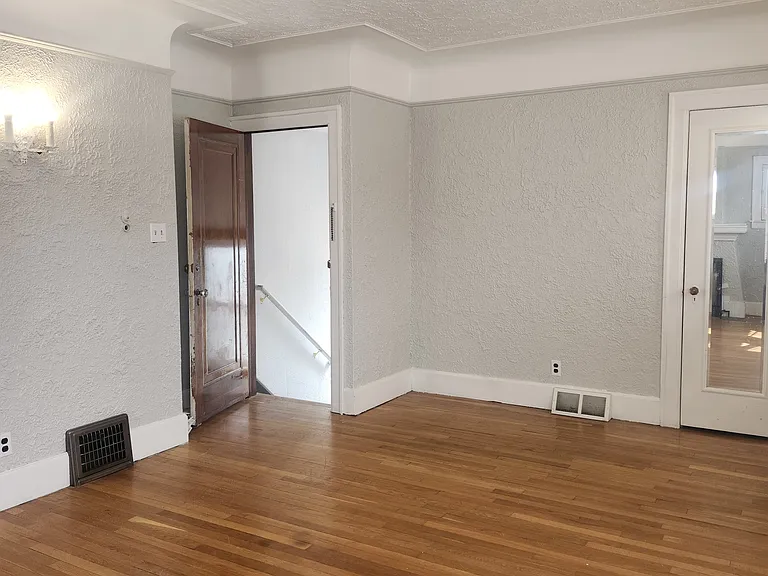 12364 Monica Ave — Photo 5