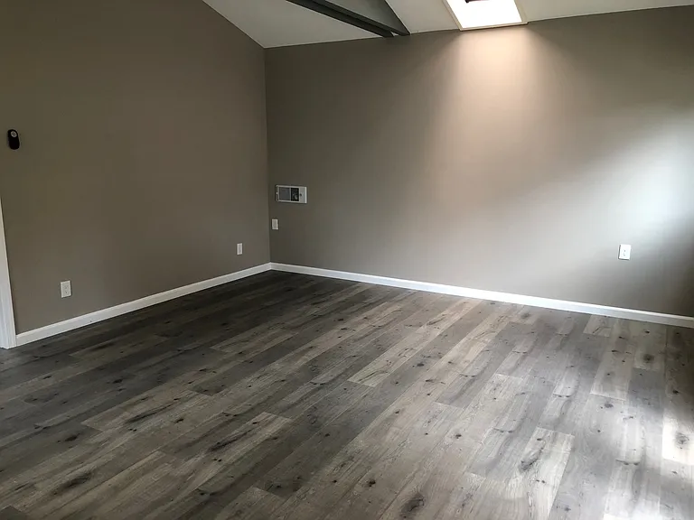 4792 Mount Cresti Dr #B — Photo 5