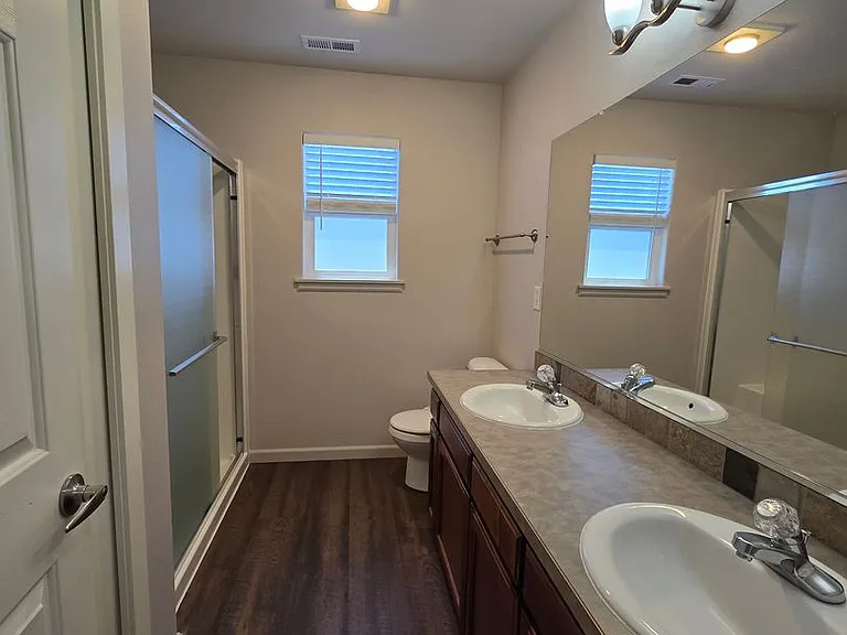 3807 Ryunkin St SE — Photo 7