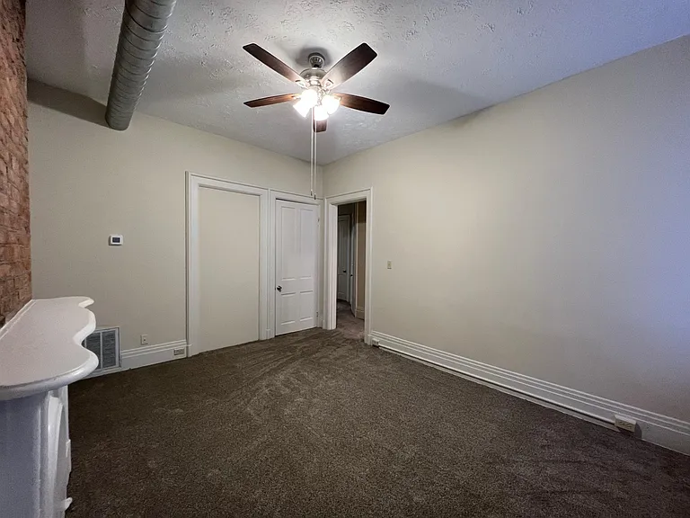 2360 Auburn Ave #5 — Photo 12