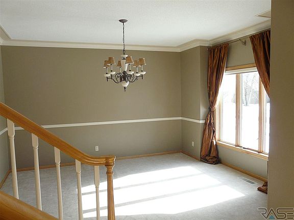3rd image of 5231 S Sweetbriar Ct