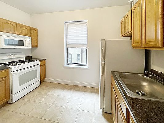 5th image of 32-86 35th St #Bb1
