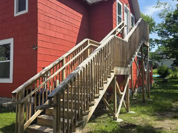 421 Monroe St #2, Petoskey, MI 49770