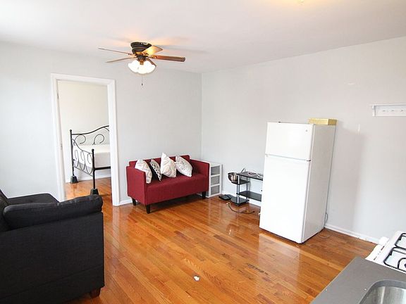 4th image of 52-27 35th St #B3