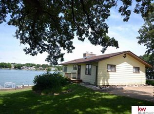 9217 Murray Cir, Plattsmouth, NE 68048