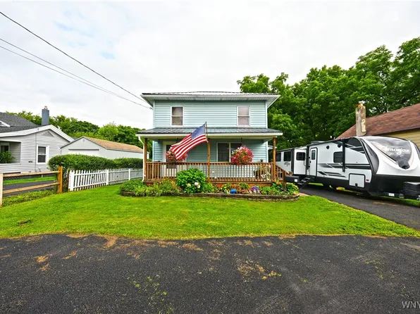 235 Washington St, Albion, NY 14411