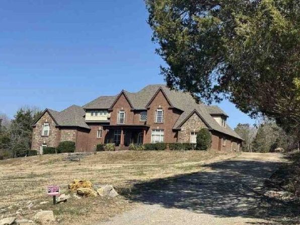 560 Needmore Rd, Old Hickory, TN 37138