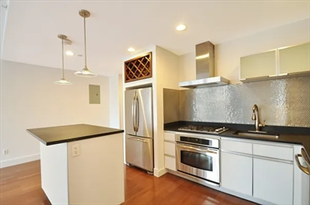 Sold by Citi Habitats | media 3