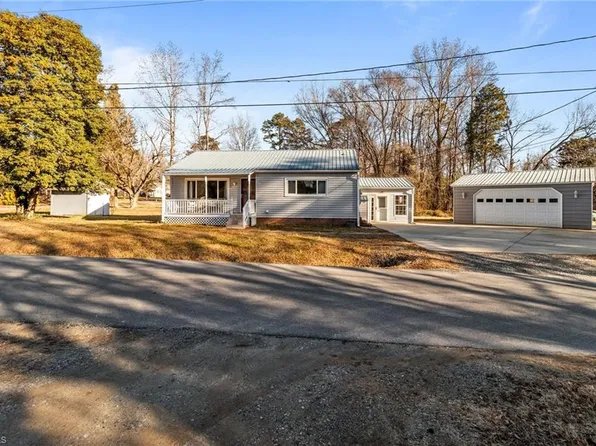 120 Moyle Ave, Salisbury, NC 28146