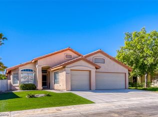 8421 Honeywood Cir, Las Vegas, NV 89128
