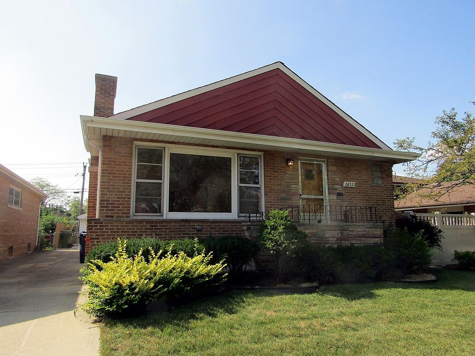 1st image of 2653 W 94th St
