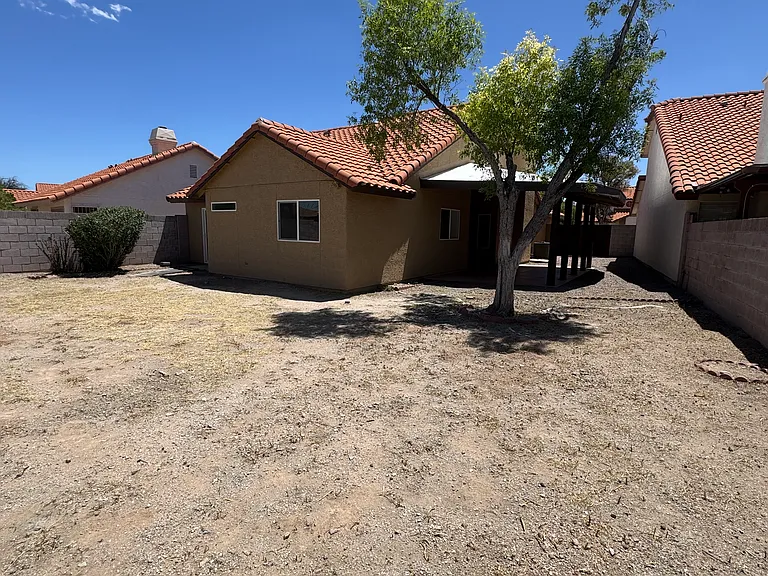 7800 S Kilcormac Ln — Photo 14
