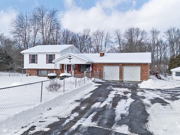 2nd image of 6933 Cozaddale Rd