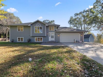 829 Watson Ave NW, Elk River, MN, 55330