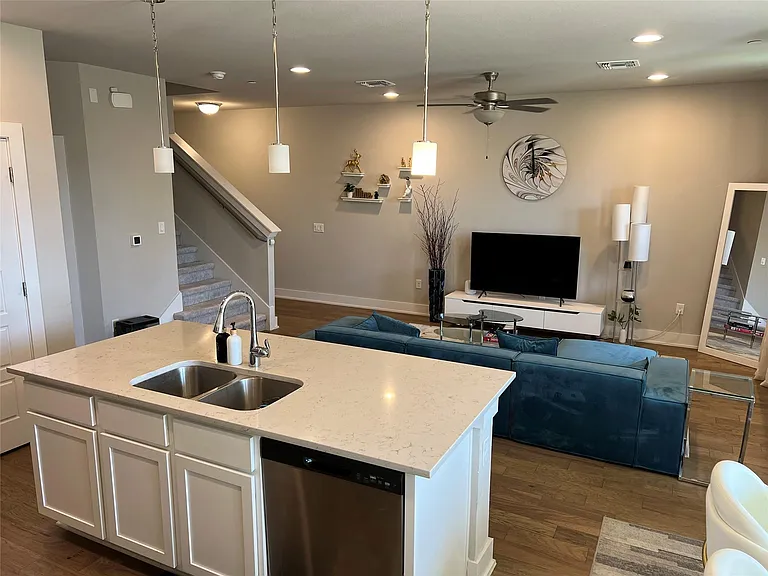 11204 Gadsen Ln #66 — Photo 15