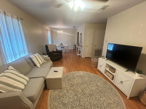 5050 Country Club Rd APT C