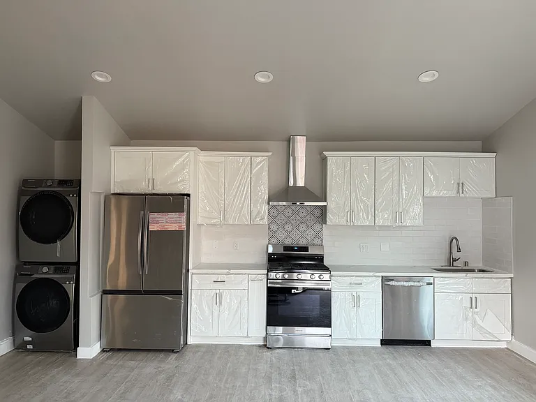 3812A N Marron Ave — Photo 4
