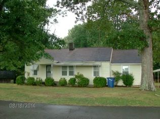 571 Parker Ave, Rainsville, AL 35986