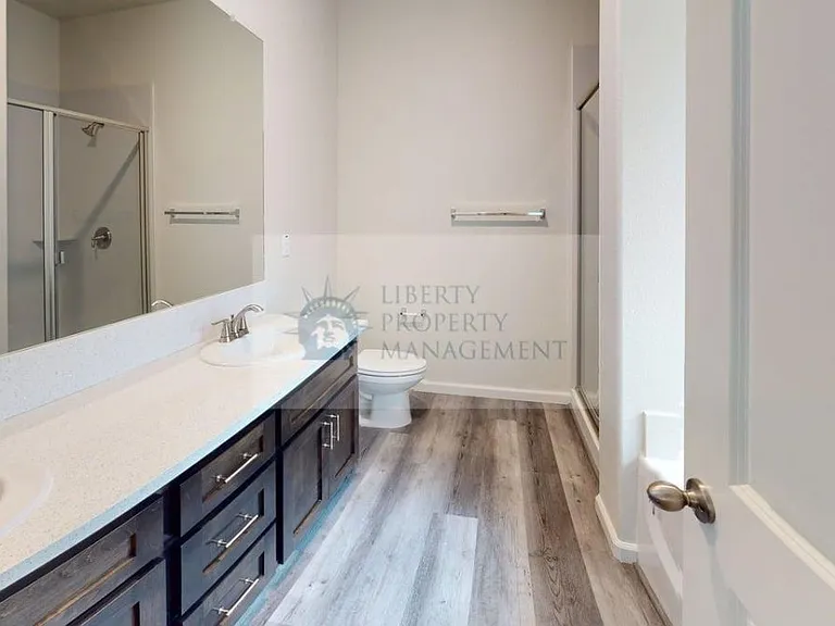 636 Granada Ct — Photo 9