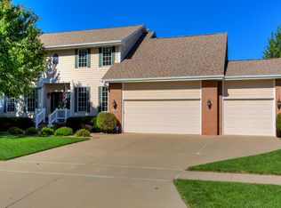 5535 Westwood Dr, West Des Moines, IA 50266