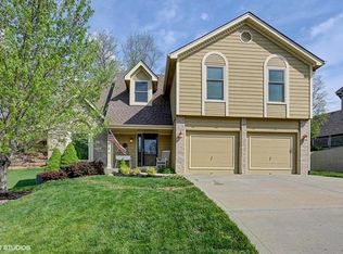 14110 NW 67th Pl, Parkville, MO 64152