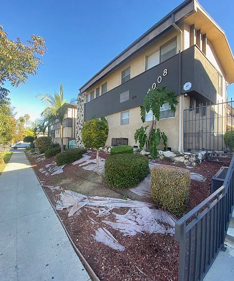 4008 Stevely Ave. — Photo 1
