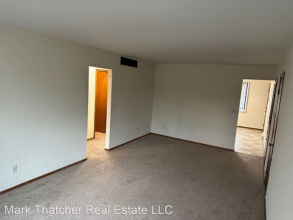 2nd image of 633 Imperial Ct #3