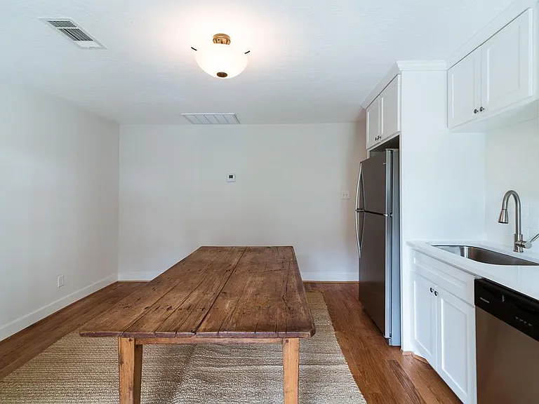 1305 Idylwild St — Photo 18