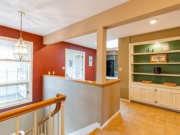 4th image of 3911 Stone Brooke Cir