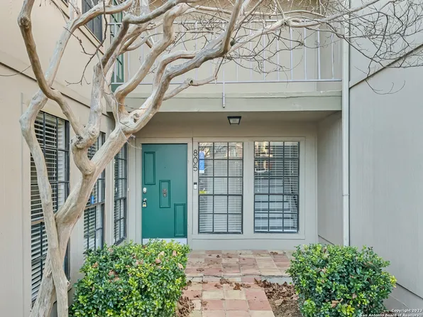 7711 Callaghan Rd 805, San Antonio, TX 78229