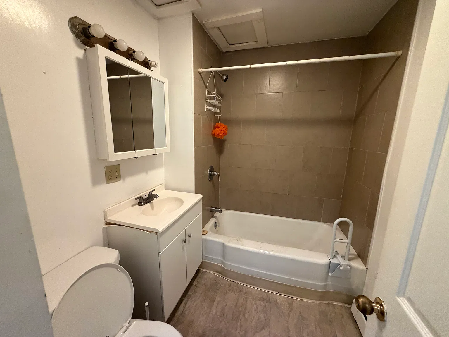 2 bed, $1,500 — Photo 4