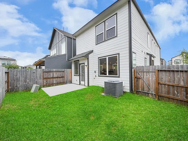 3830 Glossy Lake Dr — Photo 41
