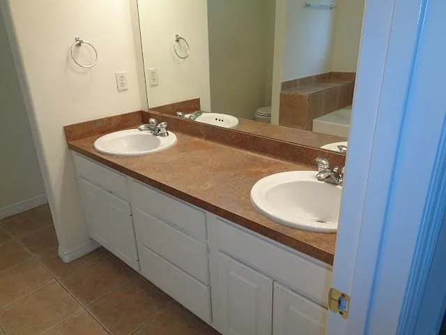 10223 Checkerberry Park Ln — Photo 15